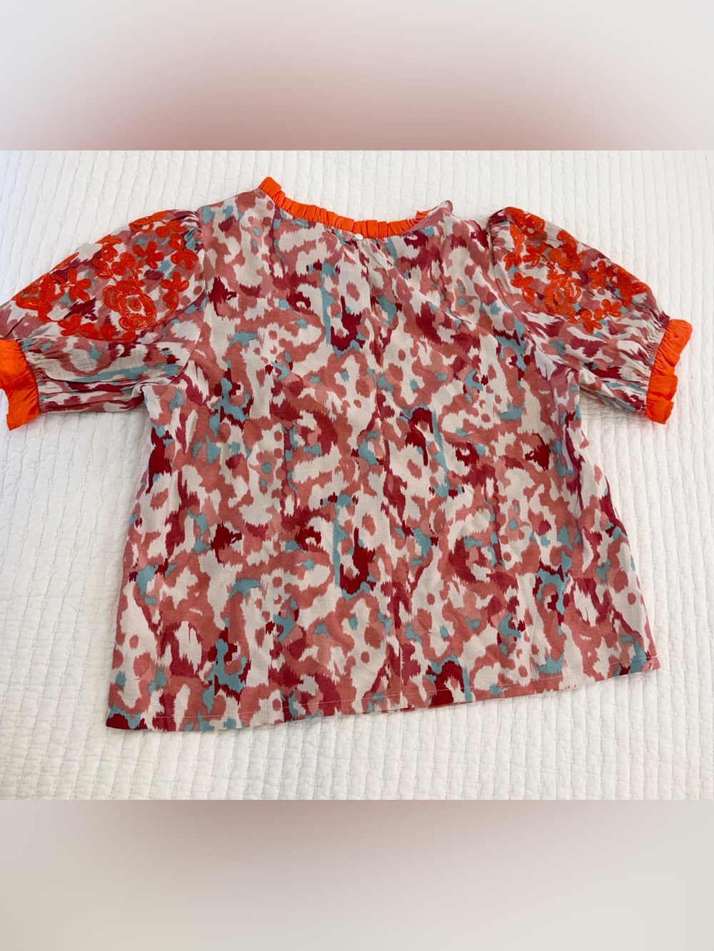 NWT Watercolor VOY Embroidered Abstract Blouse. Women’s Sz-M Embellished | Coral - Picture 7 of 12